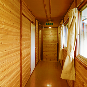 ロッジくるま 廊下