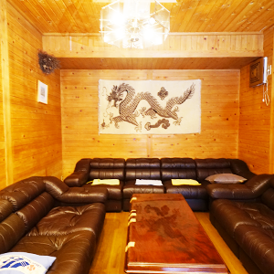 ロッジくるま ロビー